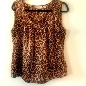 🎁 Free 🎁 Gift with purchase only!!! Chico’s leopard print sleeveless top